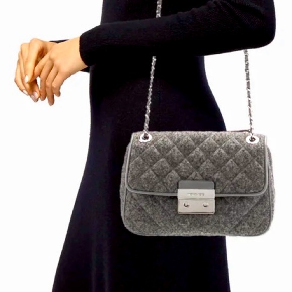 Michael Kors Large Sloan Grey Shearling Shoulder Bag, Chain Link Handle Straps - Picture 1 of 16